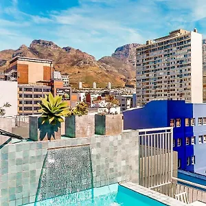 3* Aparthotel Urban Oasis
