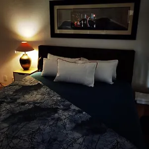 Galaxy Sleep And Go Goodwood Guest house